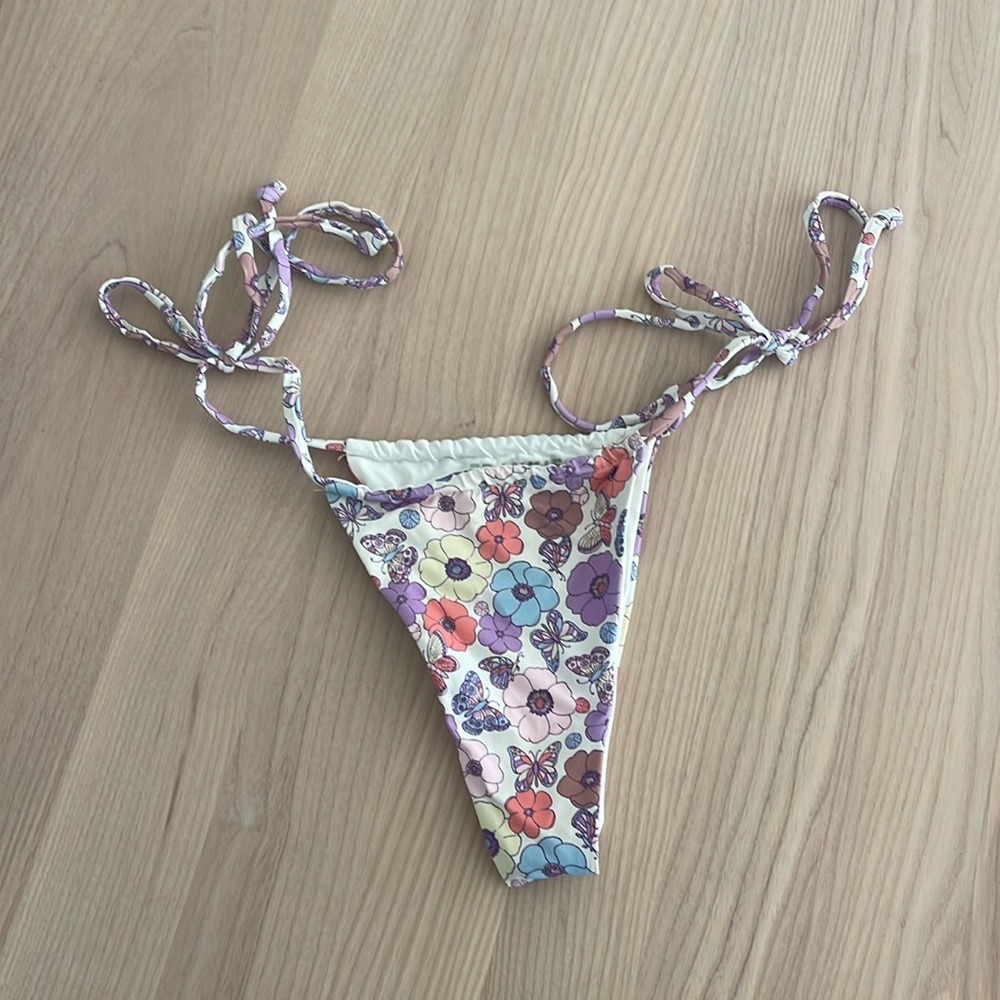 Frankie’s Bikinis Tia Bikini Bottom